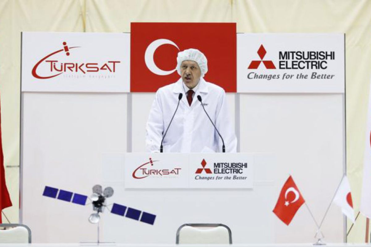 073052a187569db0b9bec074c8af2ed9 XL 9f973a0e