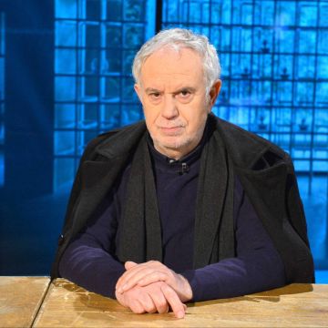 Ο Γιάννης Σολδάτος στην εκπομπή της ΕΡΤ2 «Η ζωή είναι στιγμές» με τον Ανδρέα Ροδίτη