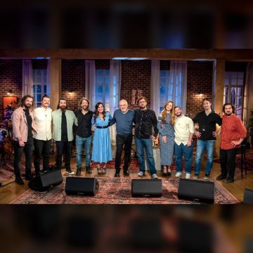 Ο Κώστας Τσίρκας, ο Alex Sid και η Πολυξένη Καράκογλου, με guest τη Νατάσσα Μποφίλιου, στο «Μουσικό κουτί» στην ΕΡΤ1