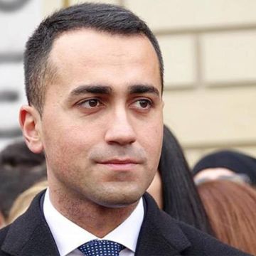 Ιταλία: Οι λαϊκιστές κηρύσσουν τον πόλεμο στις εφημερίδες