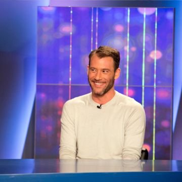 Ο Αντίνοος Αλμπάνης σε μια συνέντευξη με χιούμορ, συγκίνηση και κυρίως αλήθεια, στην εκπομπή της ΕΡΤ1 «Αυτός και ο άλλος»