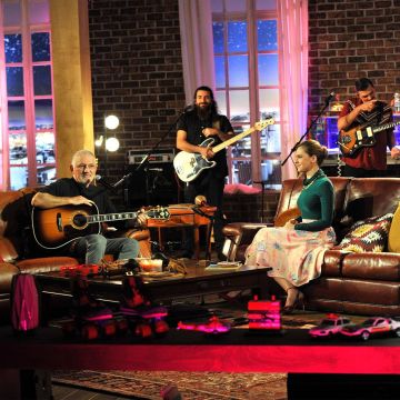 Ο Λάκης Παπαδόπουλος και η Μελίνα Ασλανίδου ανοίγουν το «Μουσικό κουτί» της ΕΡΤ1