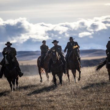 Novacinema: Καταιγισμός νέων σειρών «A Prophet», «Under Salt Marsh», «Αmerican Classic», «Τhe Sentinels», «Revenge», «Pubertat – Secrets, Lies, and Human Castle», «Billy the Kid S3» που θα συναρπάσουν!