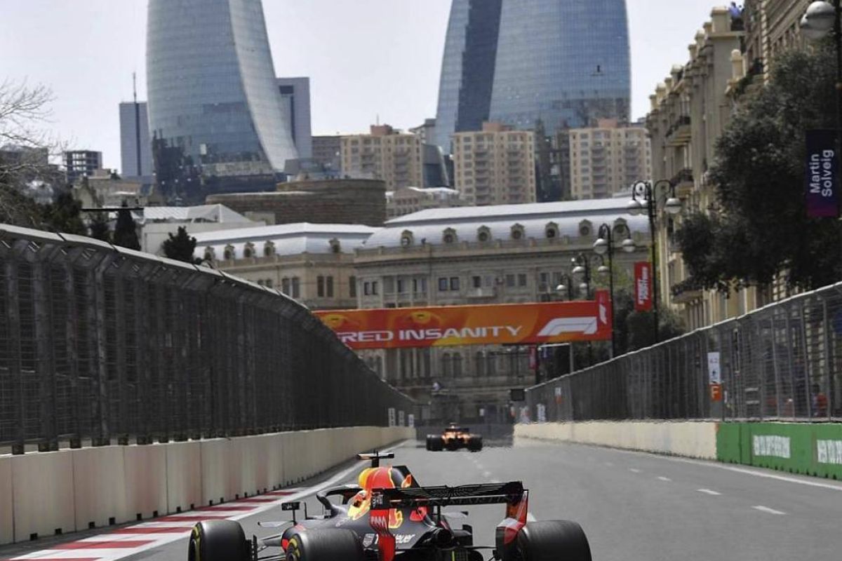 374fb891fc653cfcfa9ec9ef71f1161b XL a3761a7a