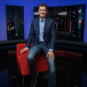 Η εργατική τάξη της Μυκόνου στο Tik Talk αυτή την Πέμπτη στις 00:30