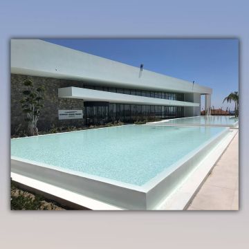 Δίκτυο ξενοδοχείου αποκλειστικά με Οπτικές Ίνες απο την OPTRONICS