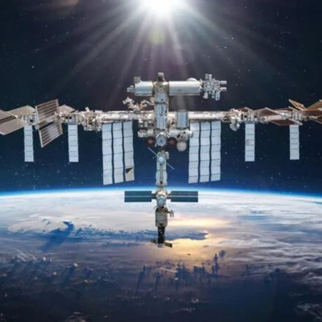 Μαθητές ελληνικού δημοτικού σχολείου θα συνδεθούν ζωντανά με το Διεθνή Διαστημικό Σταθμό