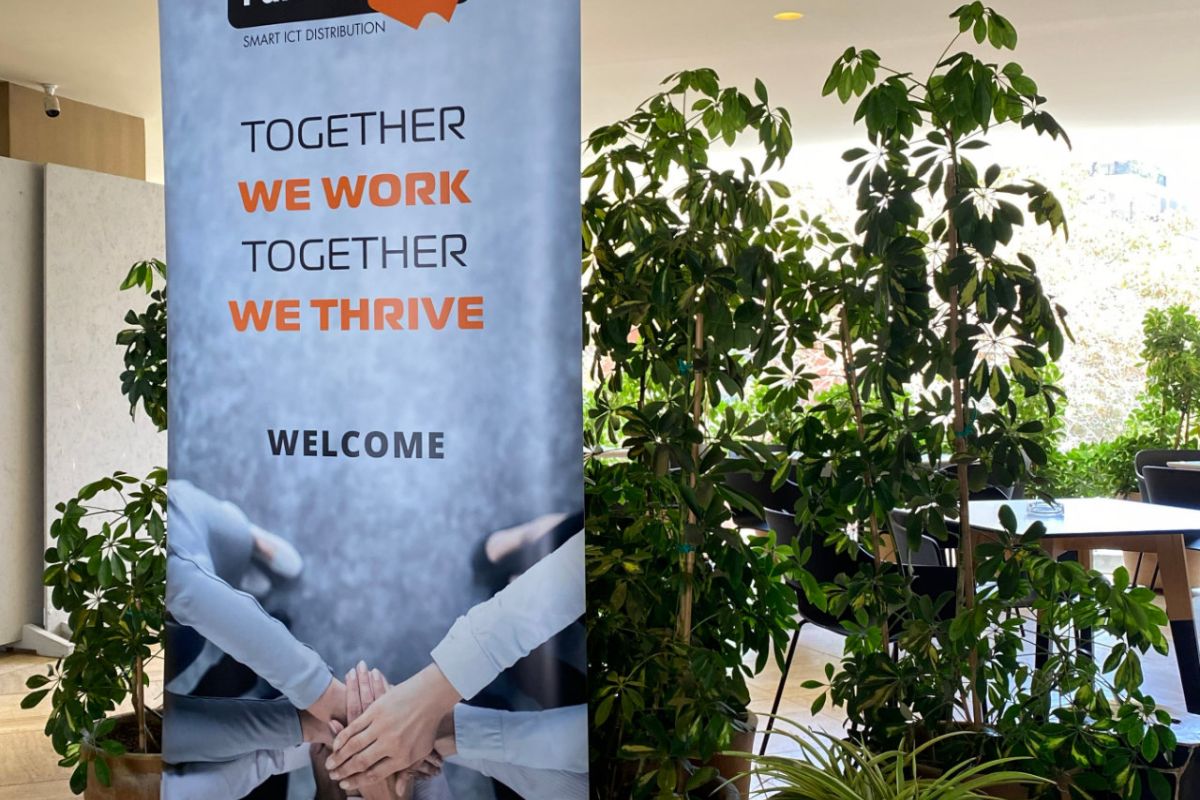 1280 square 88 a7e29874