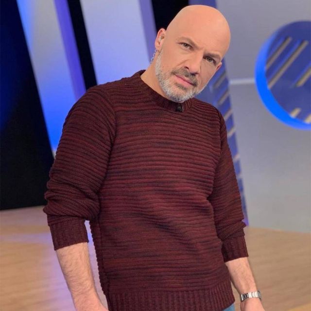 Πρώτος με διαφορά και τον Νοέμβριο ο Νίκος Μουτσινάς