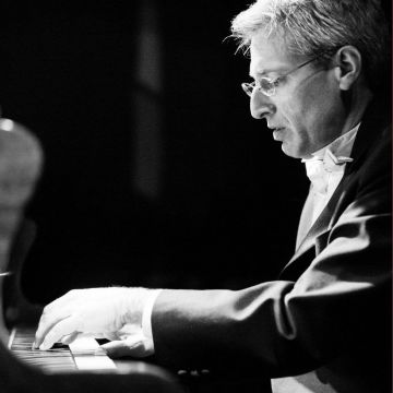 Η «Γκαλερί Δραμάτων» του Γιώργου Πατεράκη στην εκπομπή «Κριτικός Λόγος» του Τρίτου