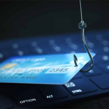 Επιτήδειοι αποστέλλουν μαζικά email και sms σε πολίτες με φερόμενο ως αποστολέα τράπεζα