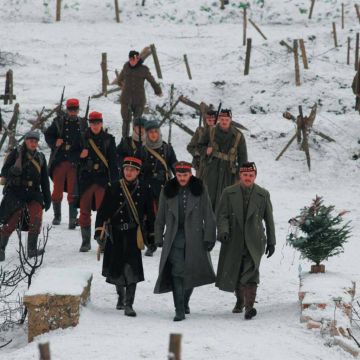 «Καλά Χριστούγεννα» – Το εξαιρετικό αντιπολεμικό δράμα του Κριστιάν Καριόν στην ΕΡΤ2