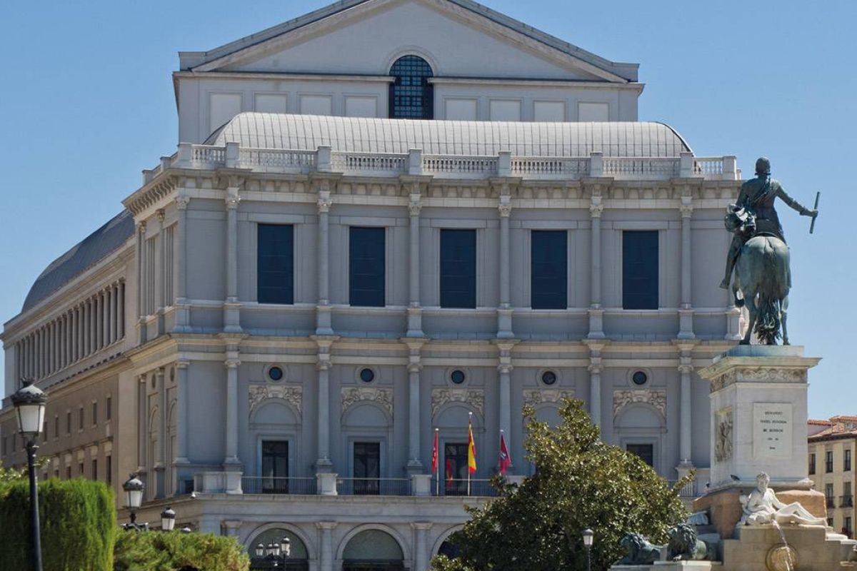 Ζωντανή όπερα από την Hispasat