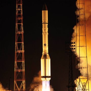 Επιτυχημένη εκτόξευση του Express AM-7 με πύραυλο Proton