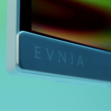Η πρωτοποριακή σειρά Evnia της Philips παρουσιάζει τη νέα οθόνη της με όλα τα παρελκόμενα.