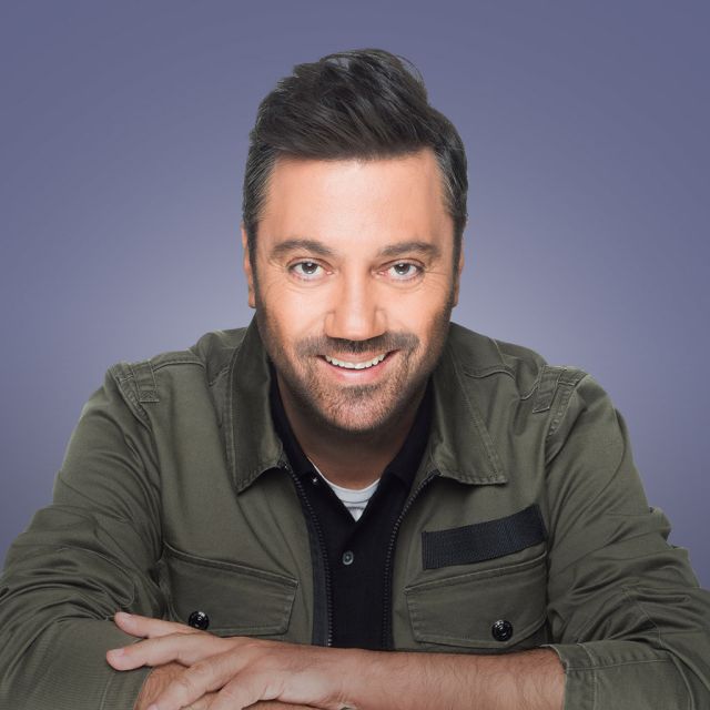 O Λευτέρης Πανταζής, ο Γιώργος Λιβάνης και Αφροδίτη Χατζημηνά, στο «Ένα Τραγούδι Ακόμα»