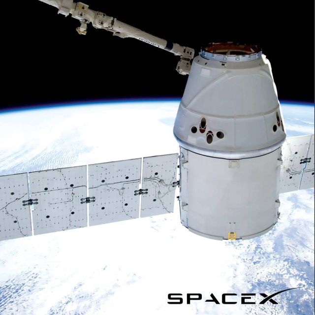 Έτοιμo για εκτόξευση το Dragon της SpaceX
