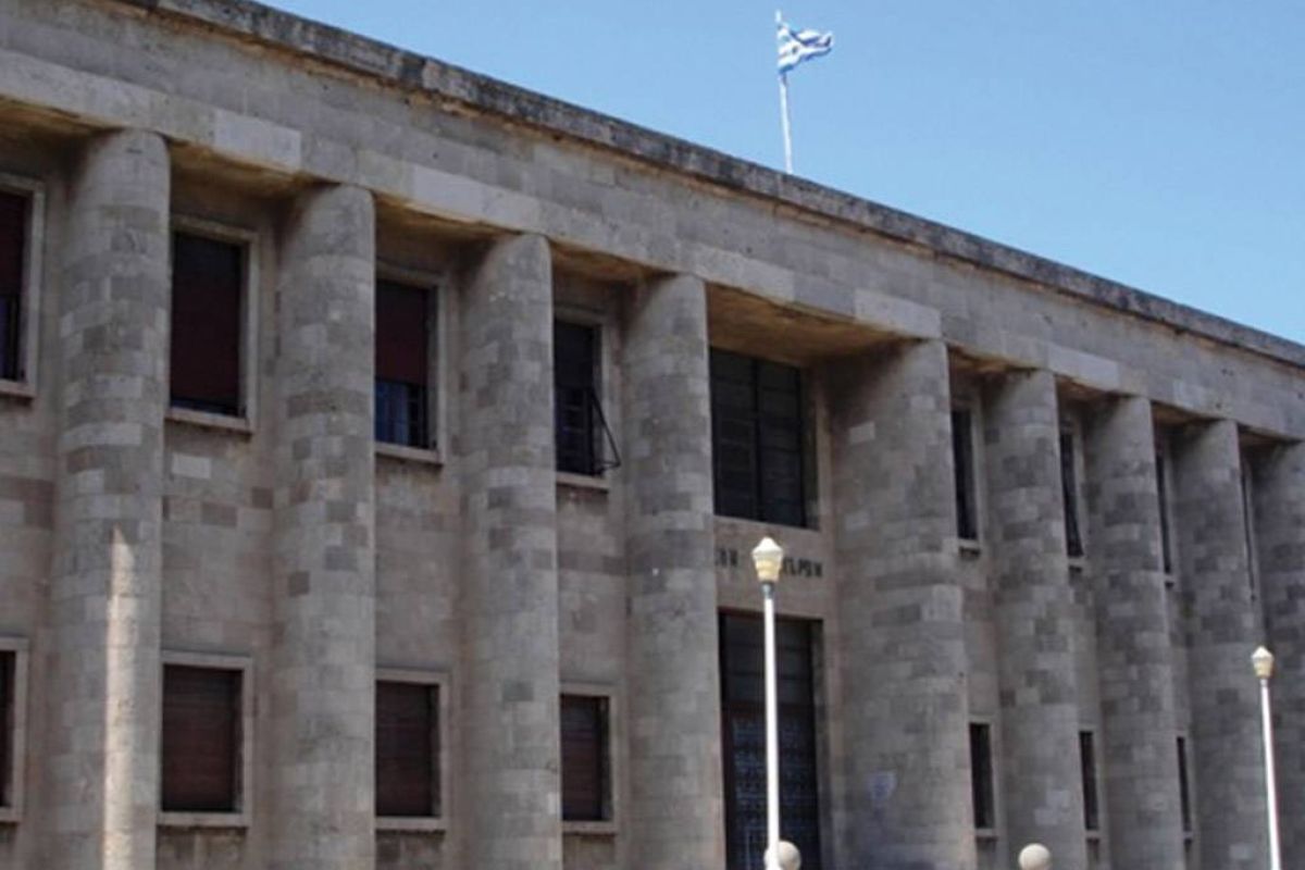 Ποινή φυλάκισης 3 ετών για παράβαση του νόμου περί πνευματικής ιδιοκτησίας