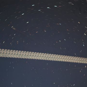 Οι δορυφόροι Starlink του Έλον Μασκ απειλούν το στρώμα του όζοντος