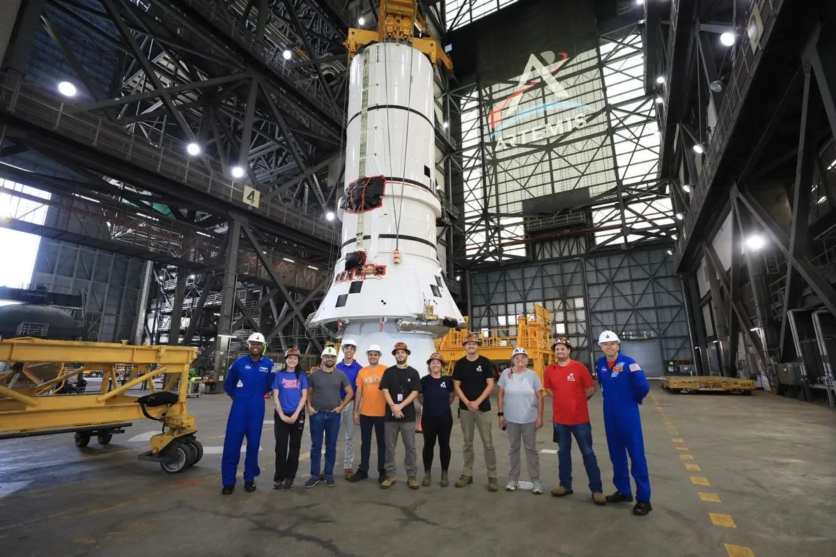 nasa artemis iii sls b053beae