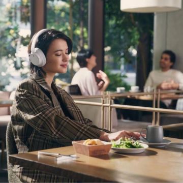 Η Sony ανακοινώνει δύο νέα μοντέλα ασύρματων ακουστικών