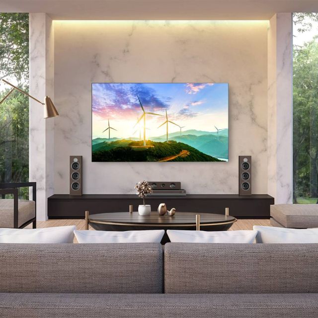 Η LG φέρνει τη νέα αναβαθμισμένη OLED Wallpaper Hotel TV που εντυπωσιάζει