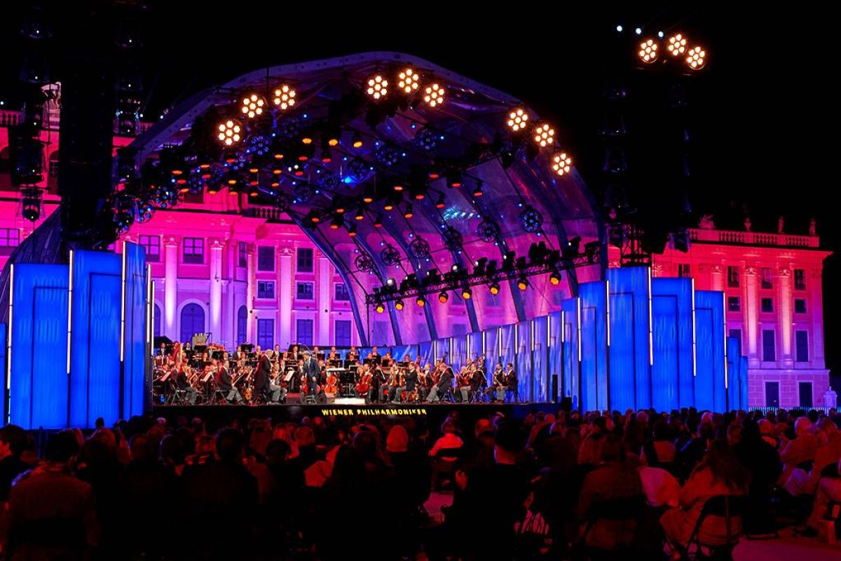 07564ebab9a9dcb52068d2ff482c304a XL b3240428