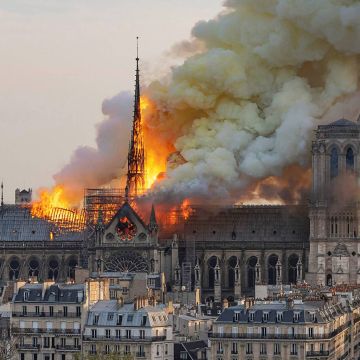Ξεπέρασαν τα 750 εκατομμύρια ευρώ οι δωρεές για την αποκατάσταση της Παναγίας των Παρισίων