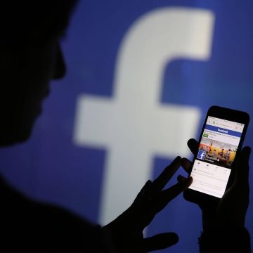 Συνιδρυτής του Facebook ζητά την διάσπαση της εταιρείας