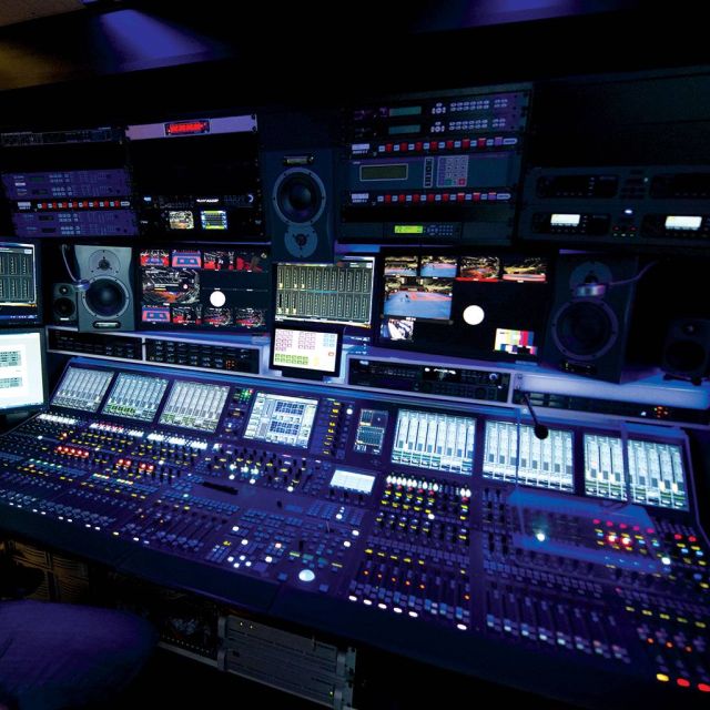 Νομοθετικές πρωτοβουλίες για TV