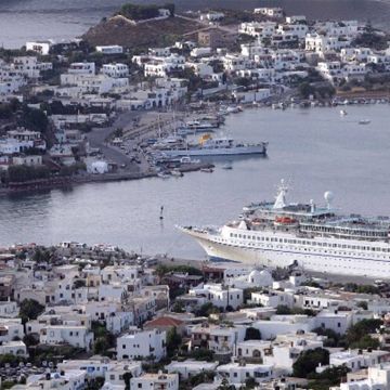 Οι ξενοδόχοι της Πάτμου αμφισβητούν το δικαίωμα αντιτίμου στους Οργανισμούς Πνευματικών Δικαιωμάτων