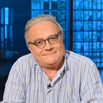 Ο Άρης Δαβαράκης στην εκπομπή της ΕΡΤ2 «Η ζωή είναι στιγμές» με τον Ανδρέα Ροδίτη