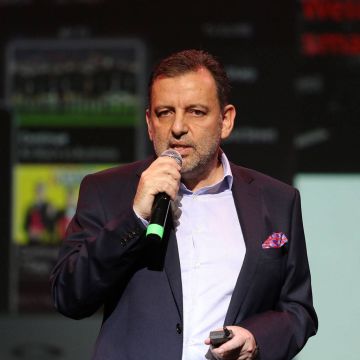 Η Vodafone ενισχύει τα καταστήματα Vodafone με στόχο μία νέα Phygital εμπειρία, συνδυάζοντας το ψηφιακό με το φυσικό περιβάλλον