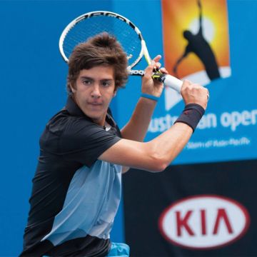 Στην Ελλάδα το νέο αστέρι του παγκόσμιου τένις Θανάσης Κοκκινάκης από τον OTE TV