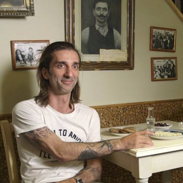 «Το τσιπουράδικο» στα Στέκια της ΕΡΤ2