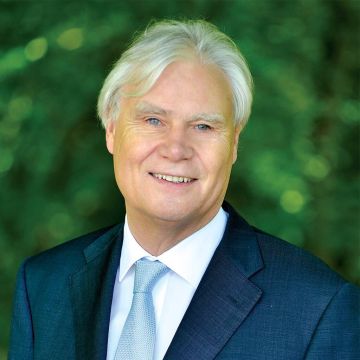 H SES αλλάζει σελίδα