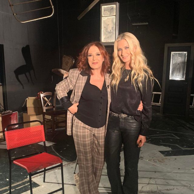 Η δημοφιλής ηθοποιός Ελένη Ράντου στο «Art Week» της ΕΡΤ2 με τη Λένα Αρώνη