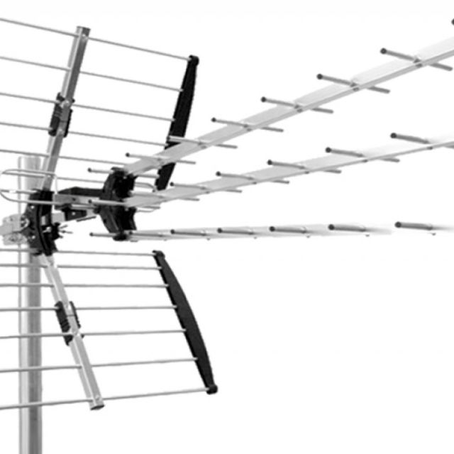 Σειρά επίγειων κεραιών UHF Power Plus