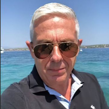 Οι «ΕΙΚΟΝΕΣ» με τον Τάσο Δούση συνεχίζουν το ταξίδι τους στο OPEN με νέα επεισόδια.