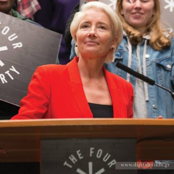 Στο Nova On Demand  και η νέα σειρά «YEARS AND YEARS» με την Emma Thompson !