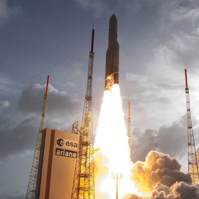 Επιτυχημένη η εκτόξευση των δορυφόρων Star One C4 και Eumetsat MSG-4