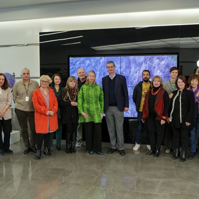 Η Nova γιορτάζει την Παγκόσμια Ημέρα Δασών παρουσιάζοντας την Ομαδική Εικαστική Έκθεση «Για ένα Δάσος»