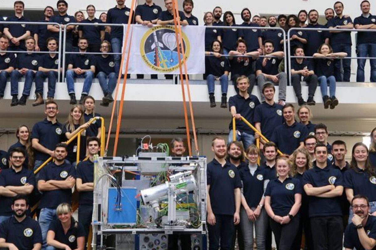 b822b3eb3f94f1d0e4c03ff7f8278c23 XL c01ab588