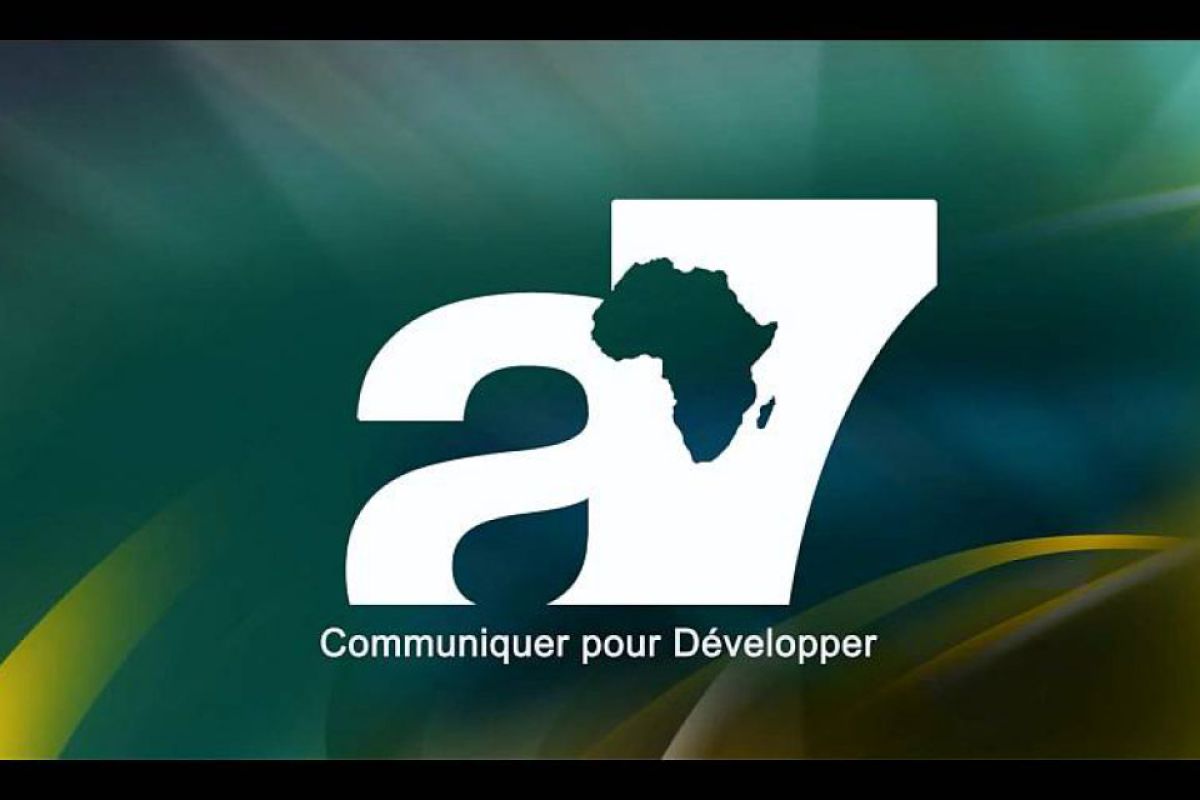 784c8973be341bbd1d6481617b4ddae9 XL c1cb840e