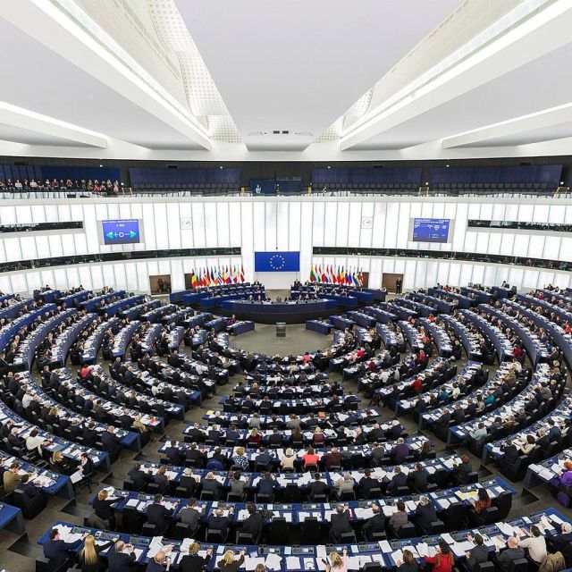 Το Ευρωπαϊκό Κοινοβούλιο ενέκρινε τη νέα οδηγία για τα δικαιώματα πνευματικής ιδιοκτησίας