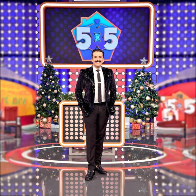 Εορταστικό “5Χ5” με τον Θάνο Κιούση