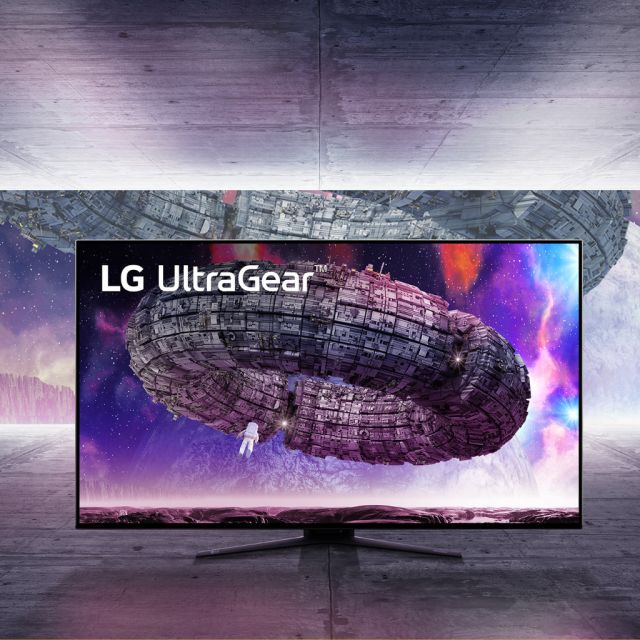 Το καλοκαίρι στην πόλη μπορεί να γίνει πολύ πιο διασκεδαστικό με την νέα LG UltraGear gaming οθόνη