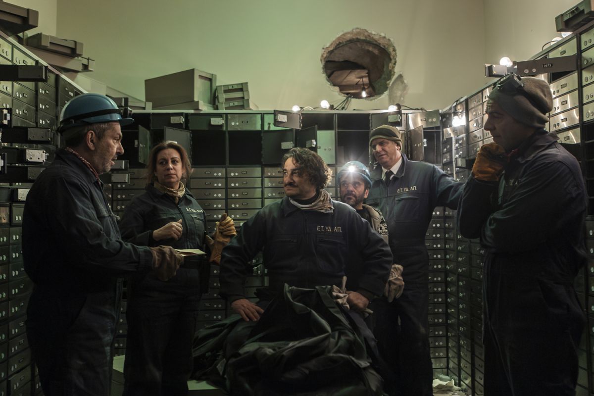 COSMOTE TV Rififi 1 c984eb6d