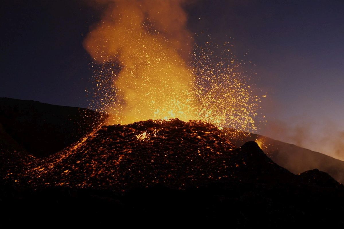 volcano c97223bb