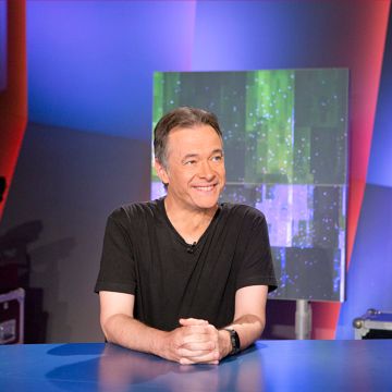 «Αυτός και ο άλλος» στην ΕΡΤ1 – Ο Θανάσης Χειμωνάς σε μια συζήτηση γεμάτη βιβλία και ανεκπλήρωτα όνειρα